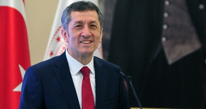 Bakan Selçuk: ‘Şu ana kadar 425 bin 430 çalışma arkadaşımız aşı randevusuna dahil edilmiştir’