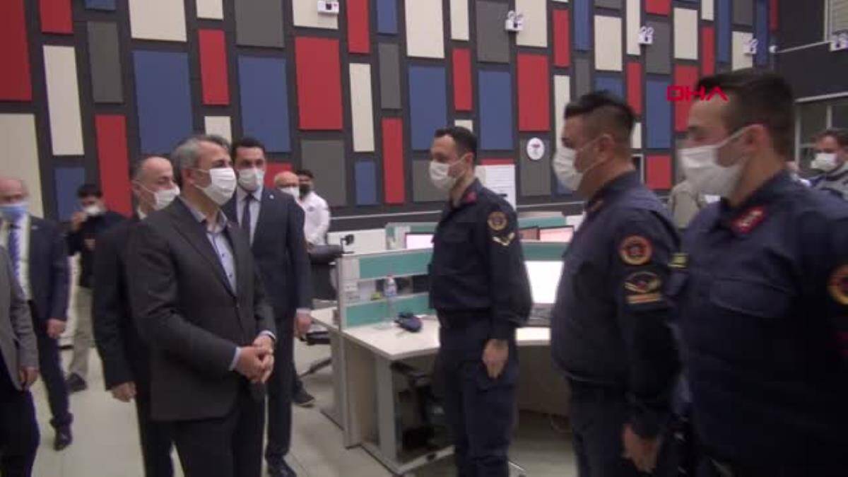 KIRIKKALE VALİ SEZER DEN GÖREV BAŞINDAKİ PERSONELE BAYRAM ZİYARETİ