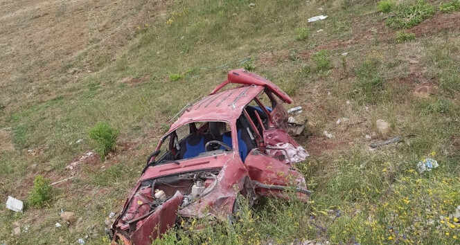 Bingöl’de otomobil ile traktör çarpıştı: 4 yaralı